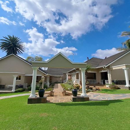 Longtom Farm Guesthouse Lydenburg Eksteriør billede