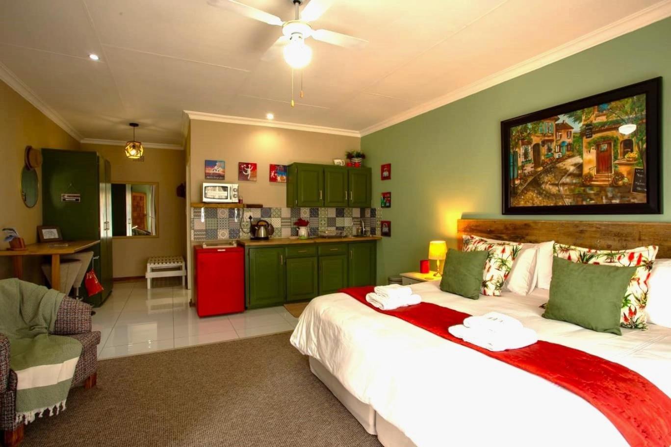 Longtom Farm Guesthouse Lydenburg Eksteriør billede